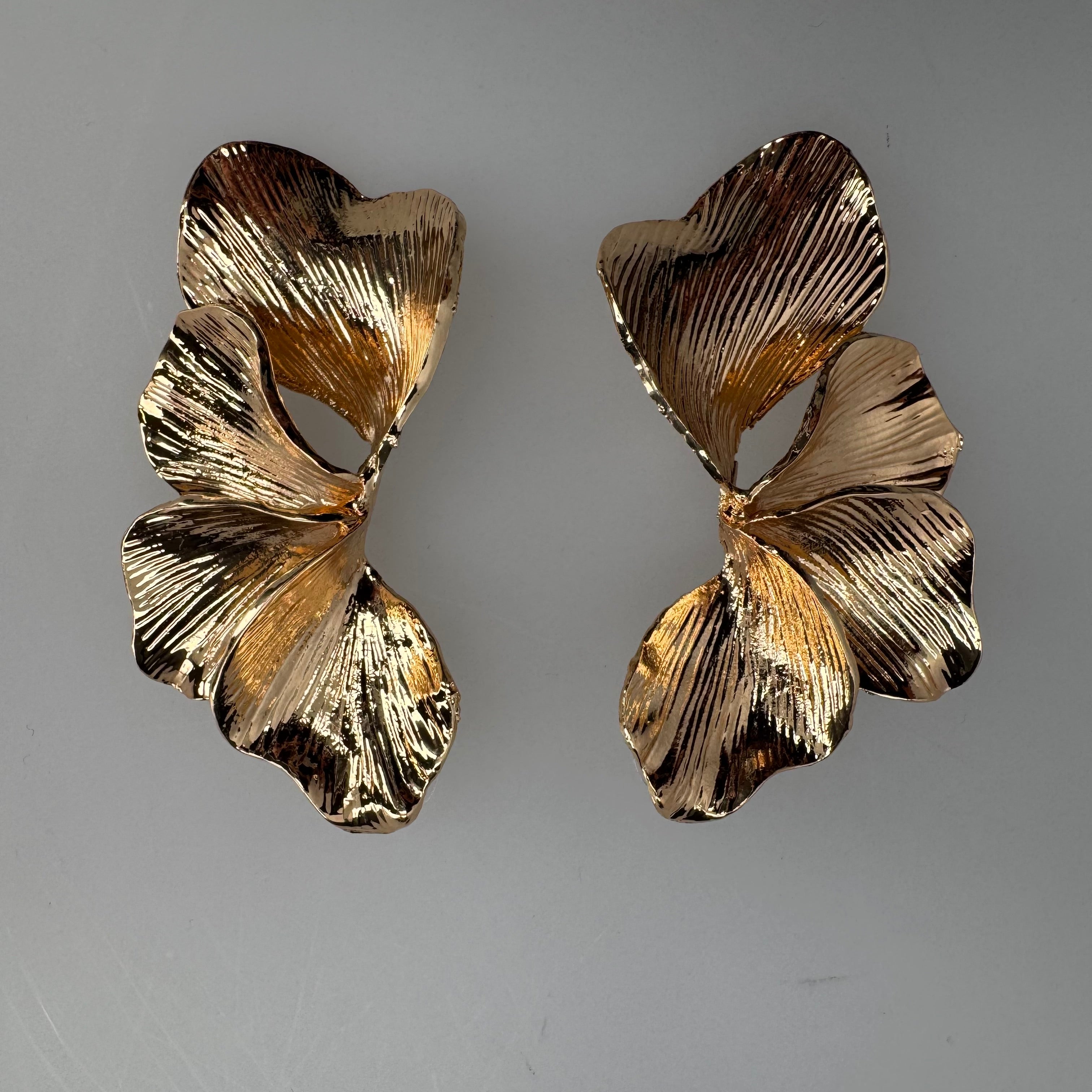 Orecchini pieni Mezzo Fiore