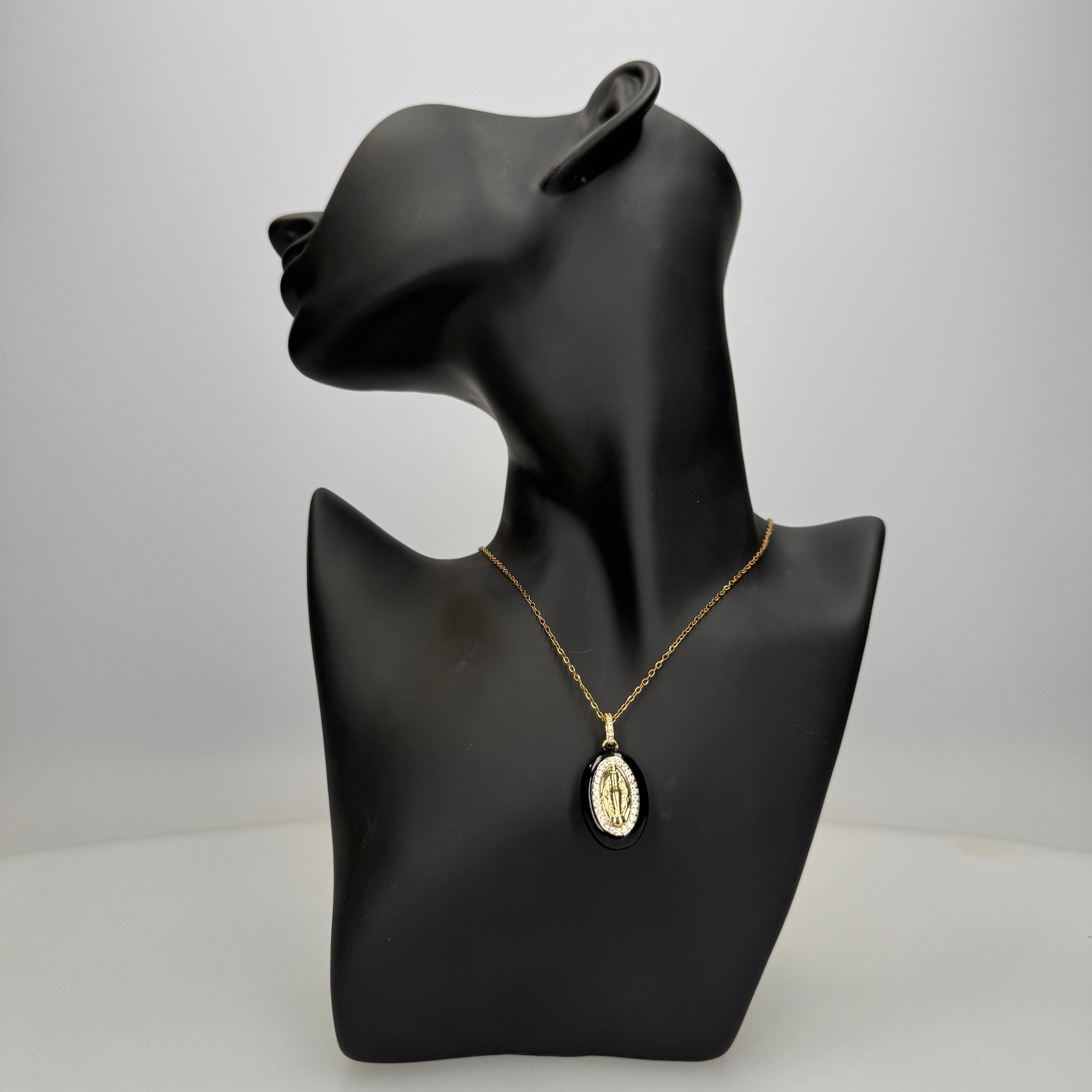 Collana Madonnina in Resina