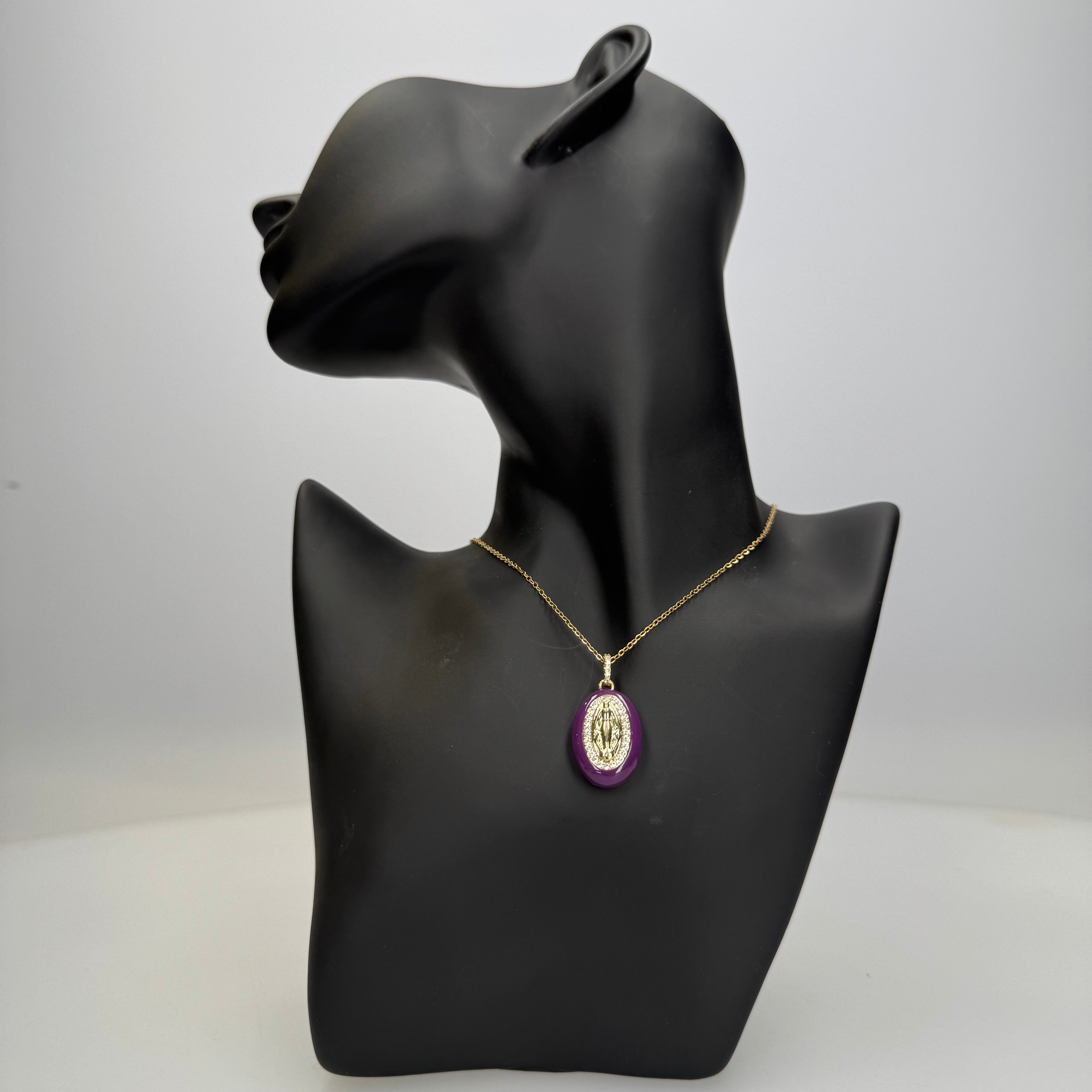 Collana Madonnina in Resina