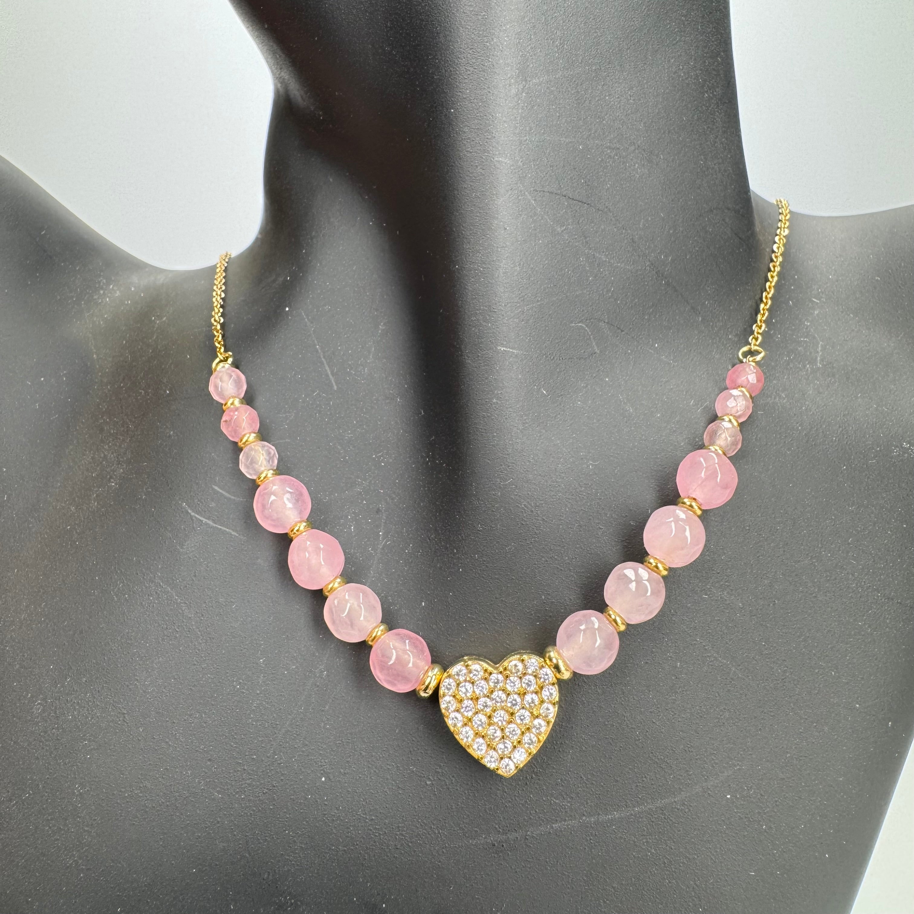 Collana cuore con strass e perline