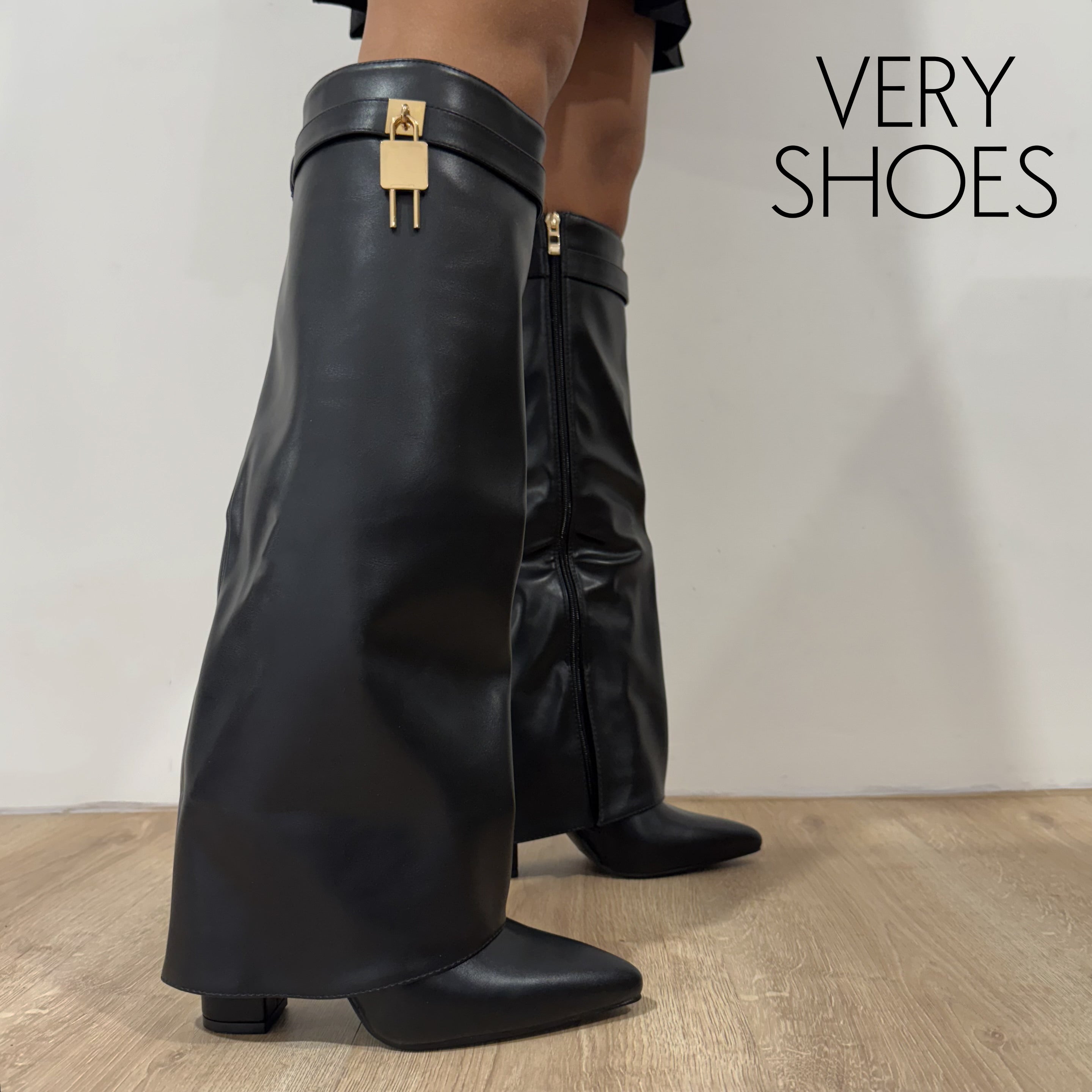 Emanuela Stivale Donna