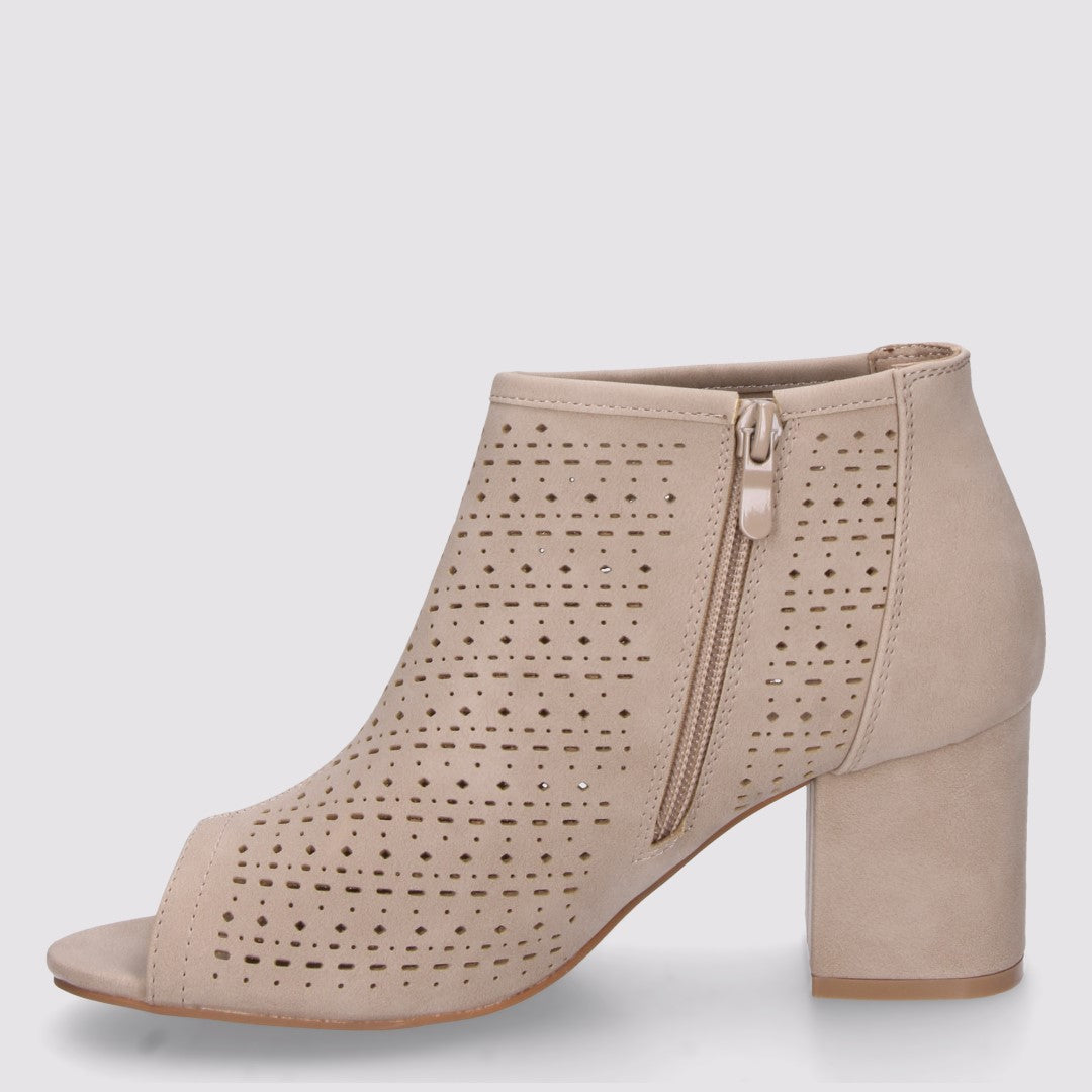 Tarsilla Tronchetto Donna