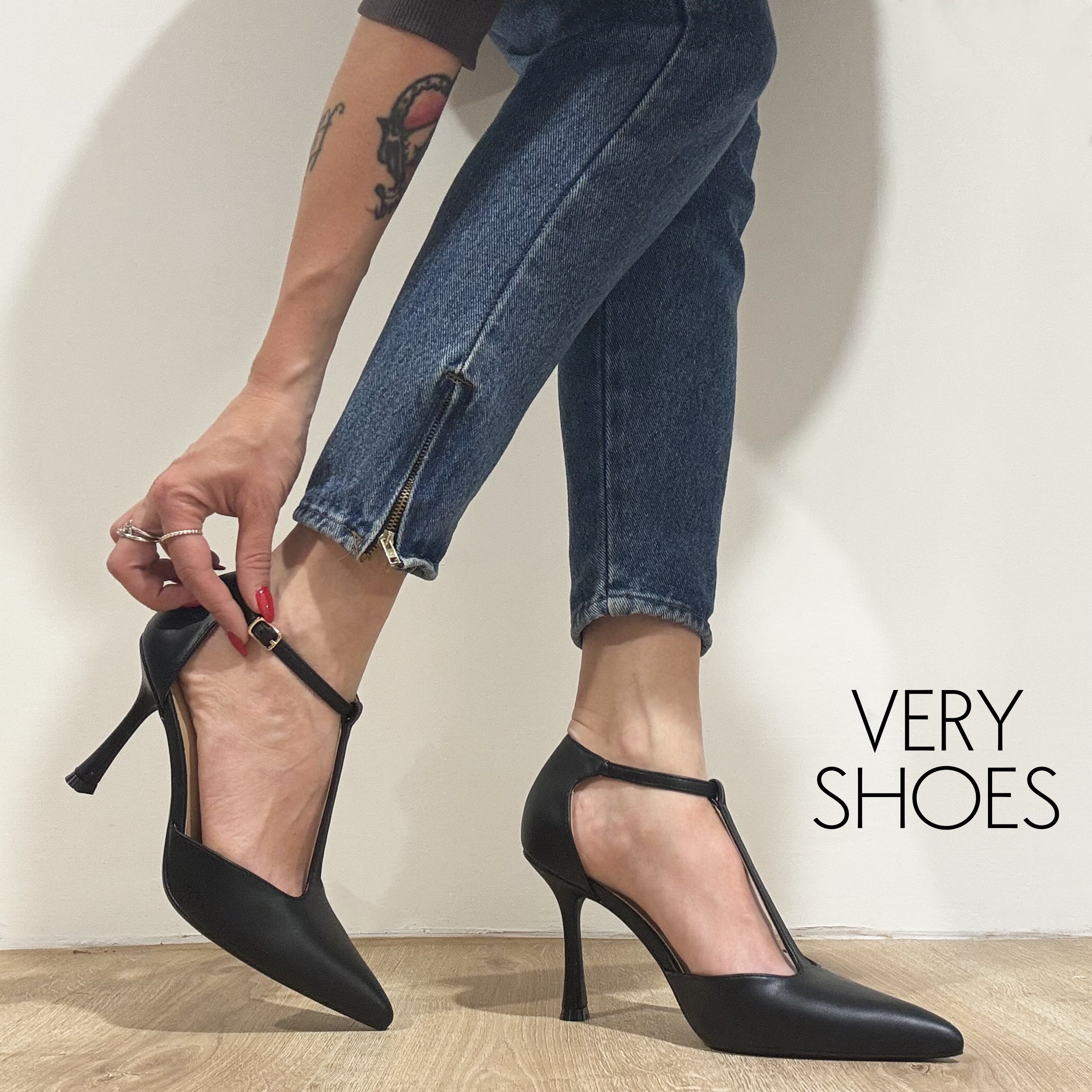 Chiara MBA216BLACK