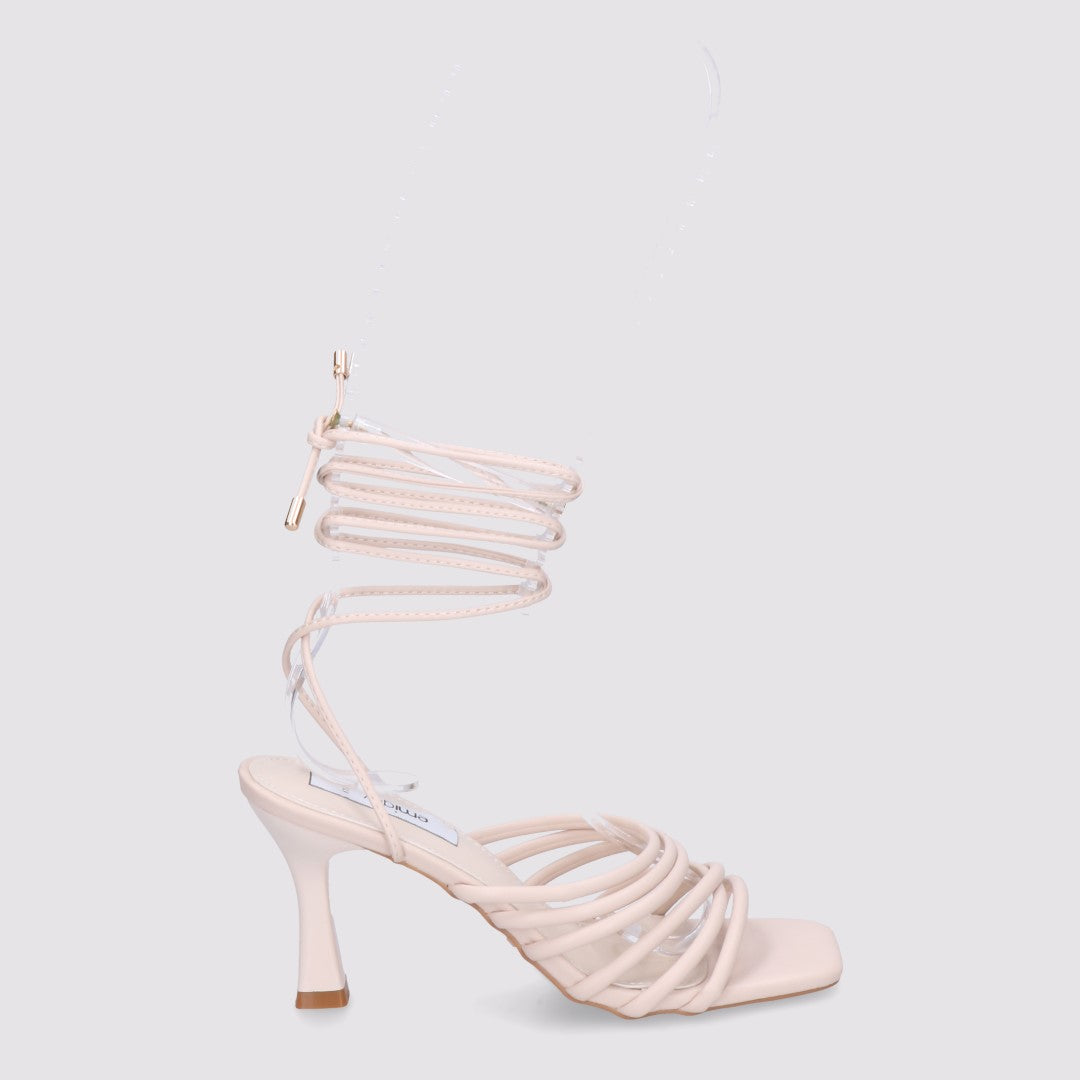 Tullia Sandalo Donna