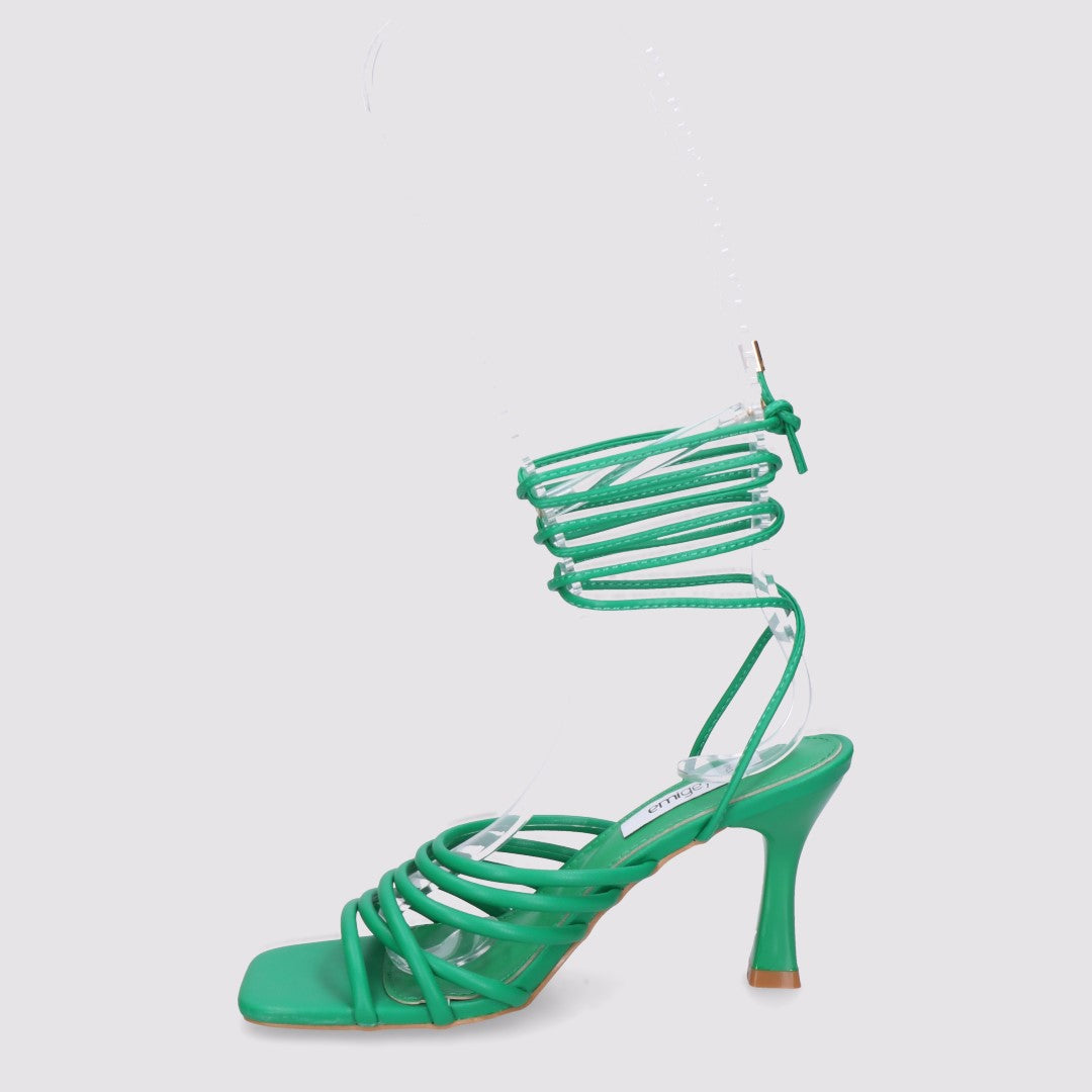 Tullia Sandalo Donna