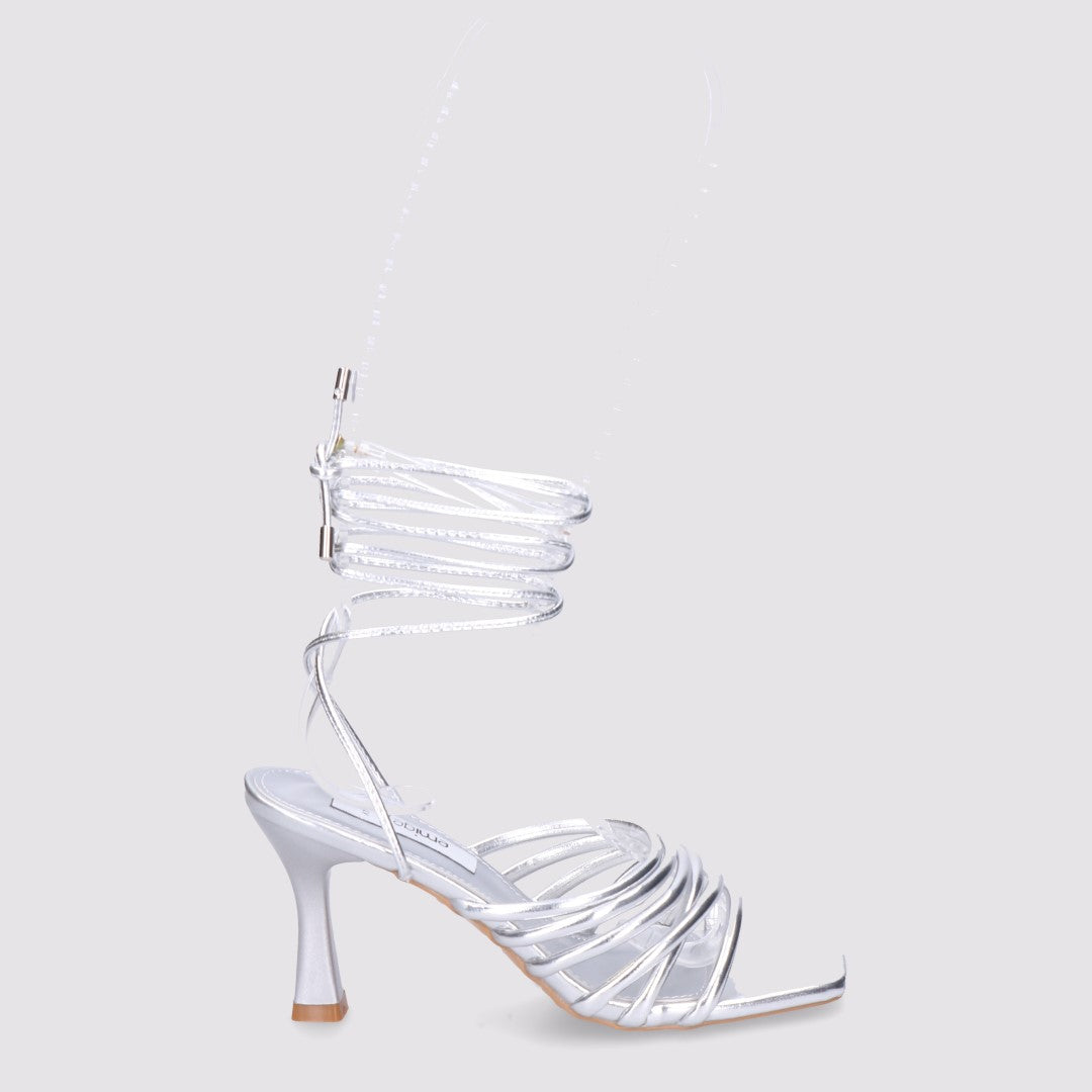 Tullia Sandalo Donna