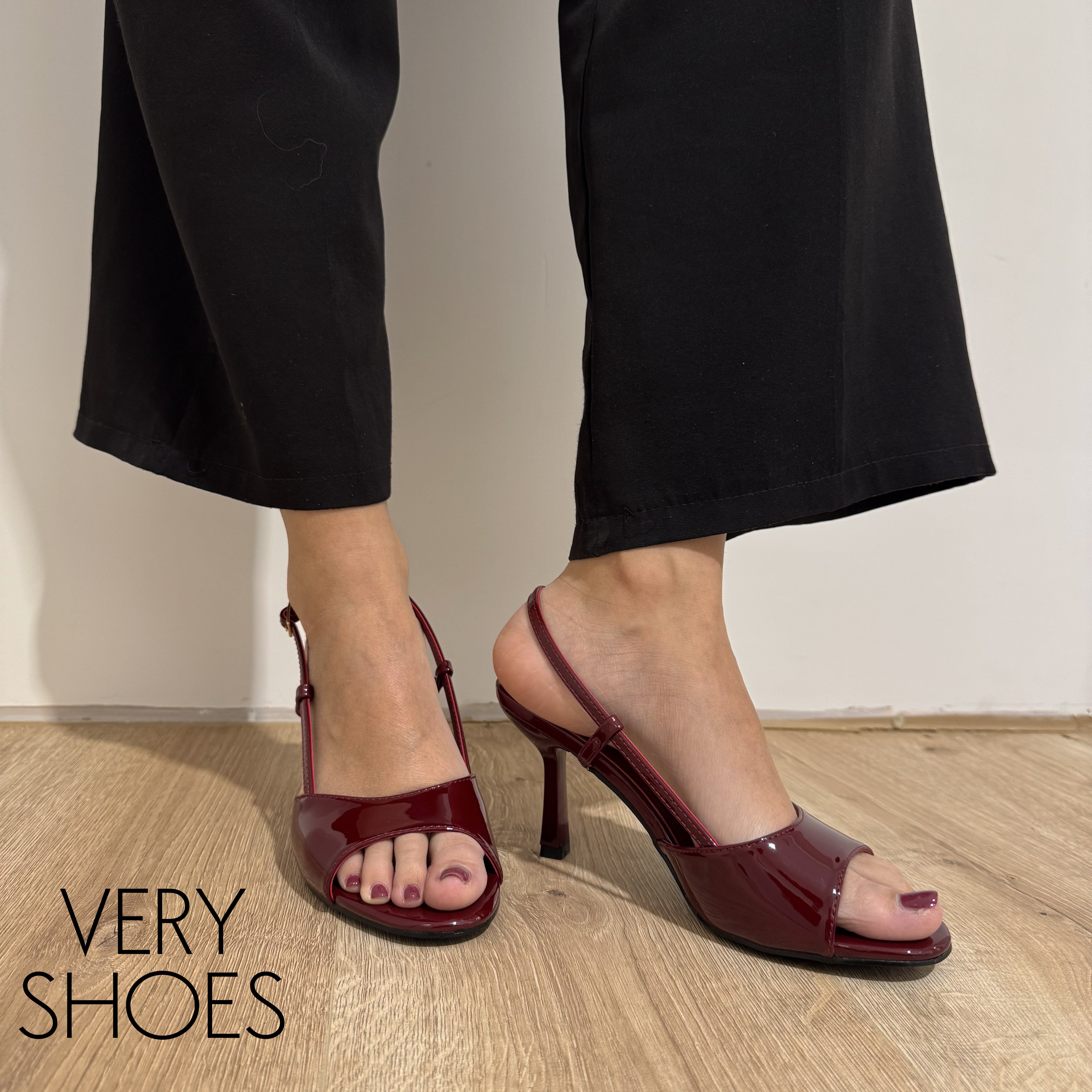 Pamela Sandalo Donna