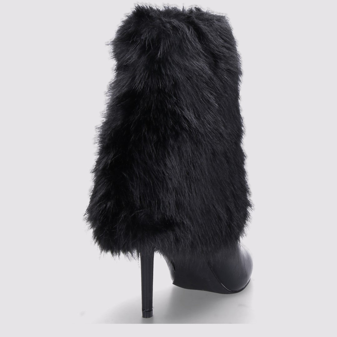 Lucrezia Tronchetto Donna