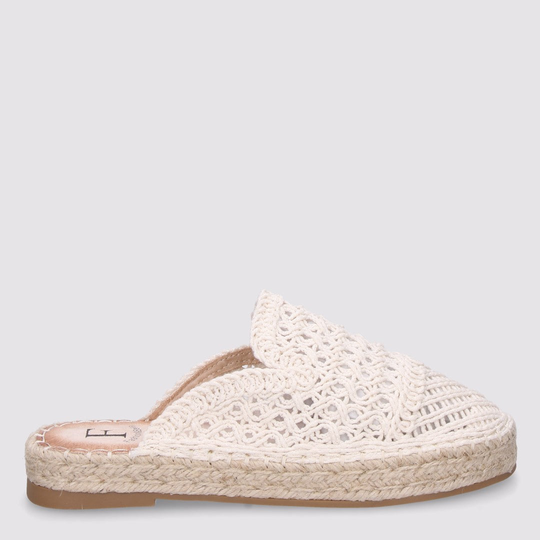 Lucia Sabot Donna