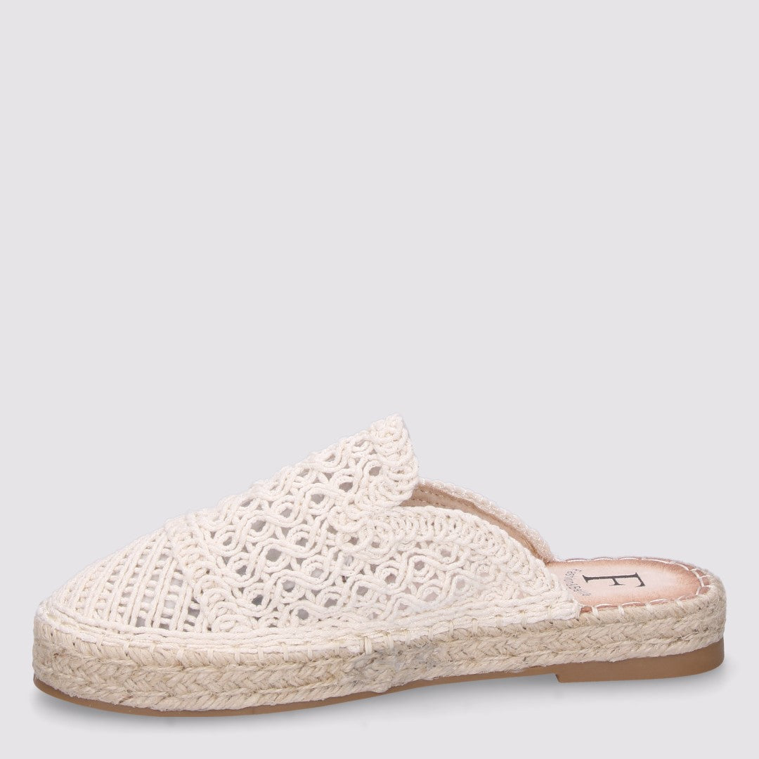 Lucia Sabot Donna