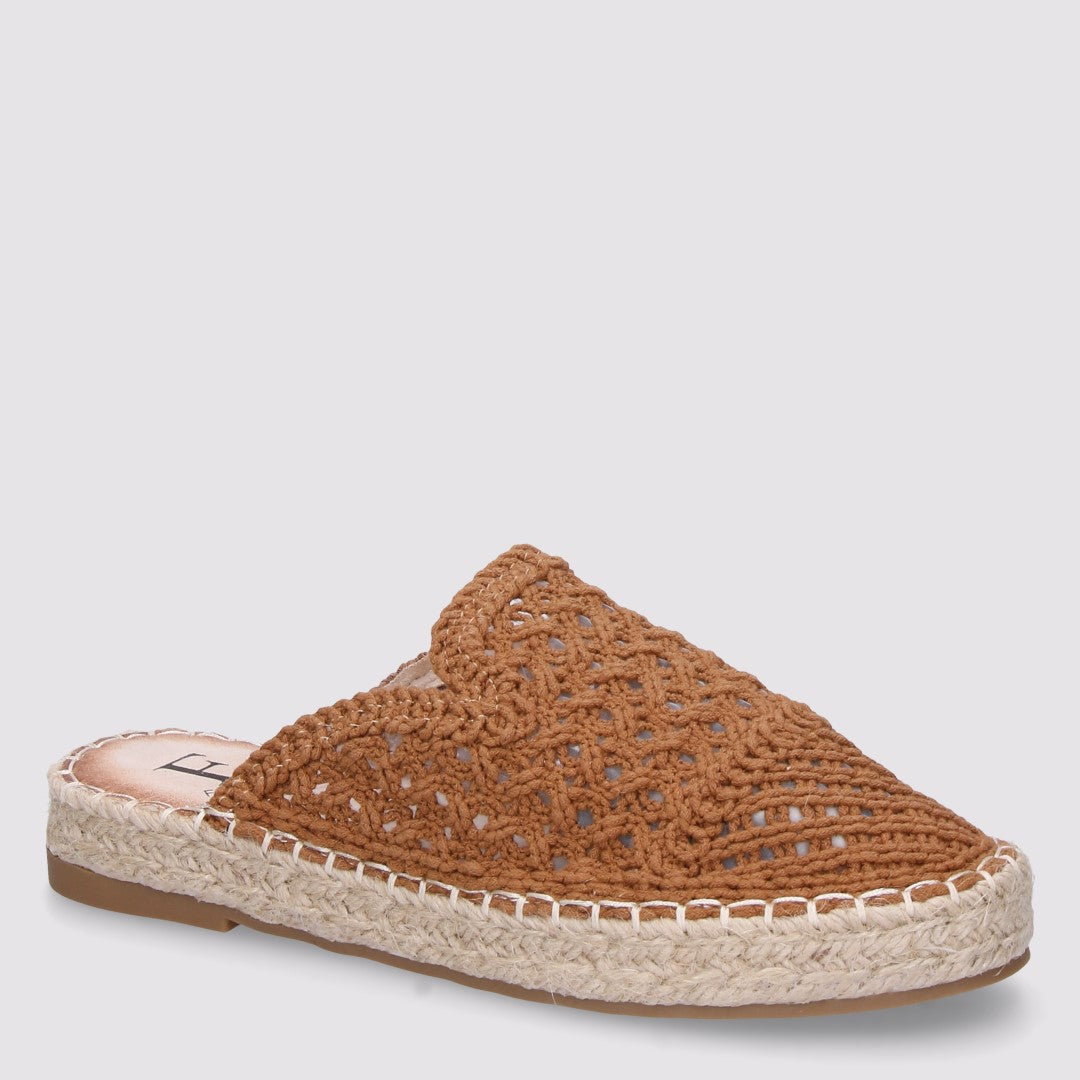 Lucia Sabot Donna