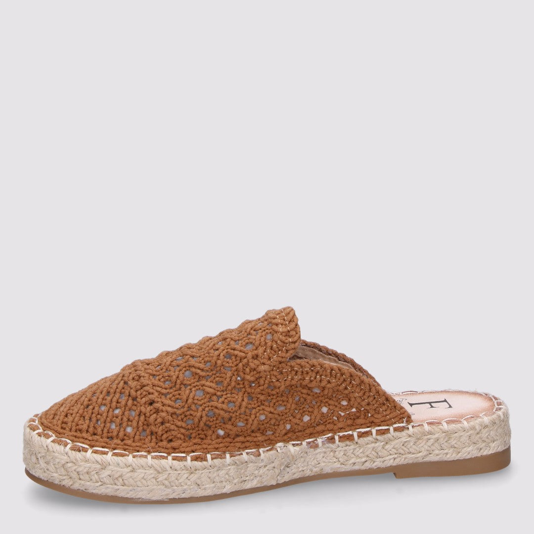 Lucia Sabot Donna
