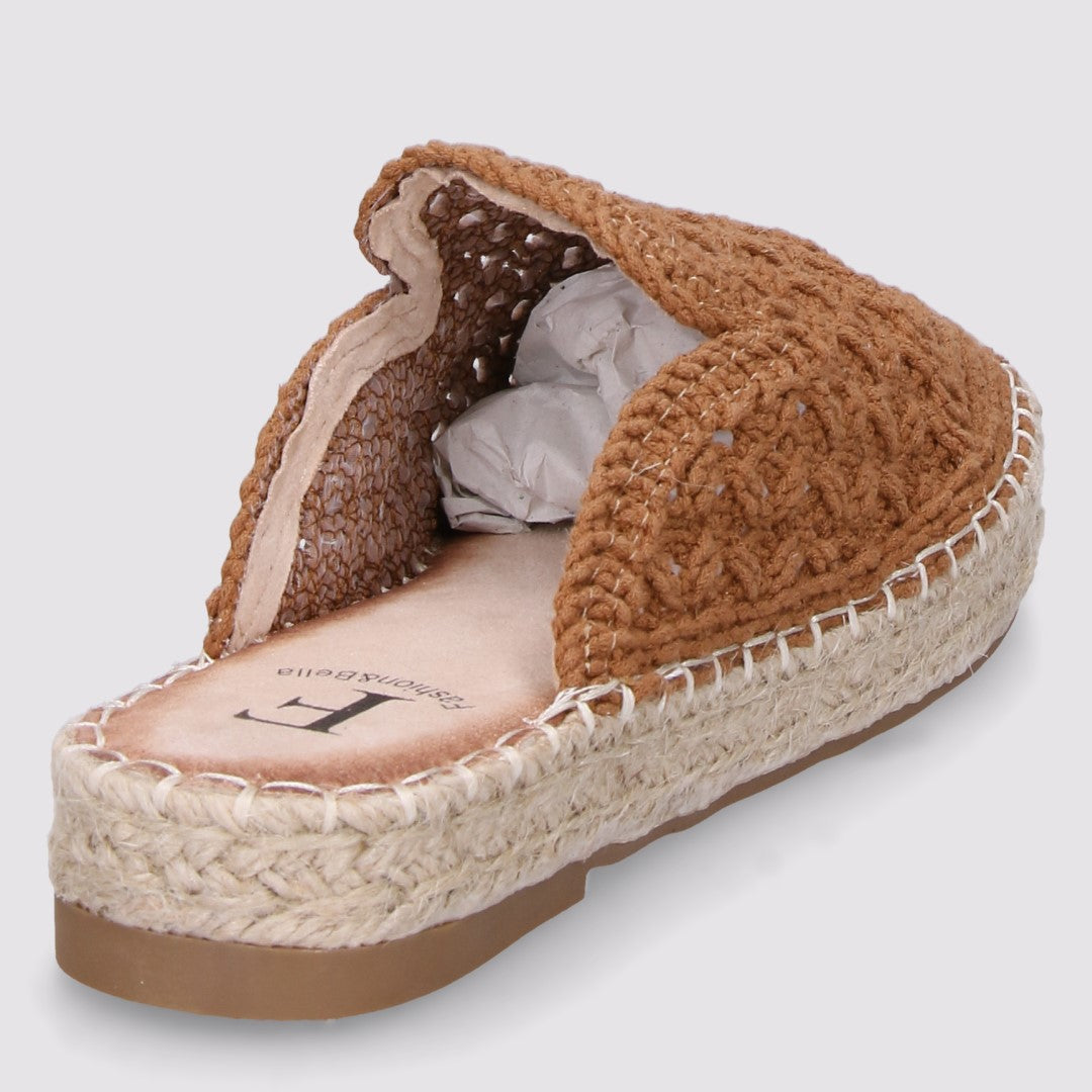 Lucia Sabot Donna