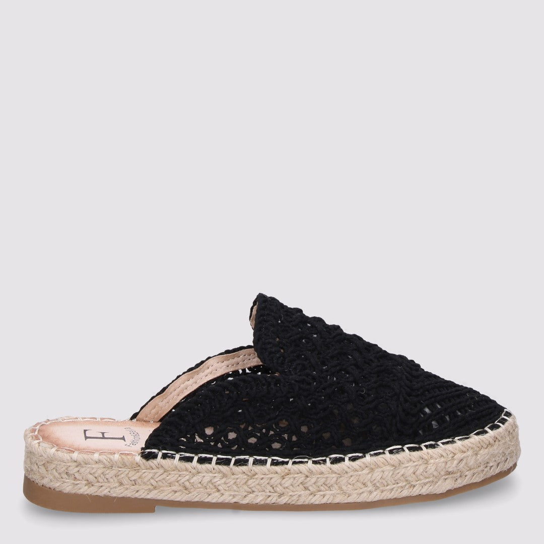 Lucia Sabot Donna