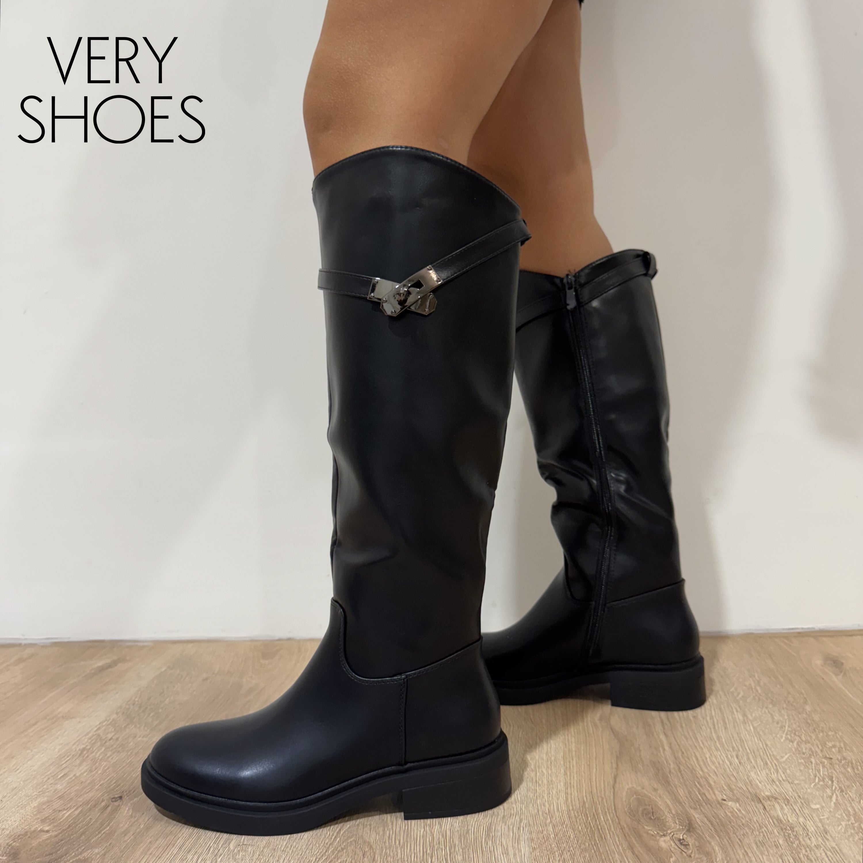 Pamela Stivale Donna