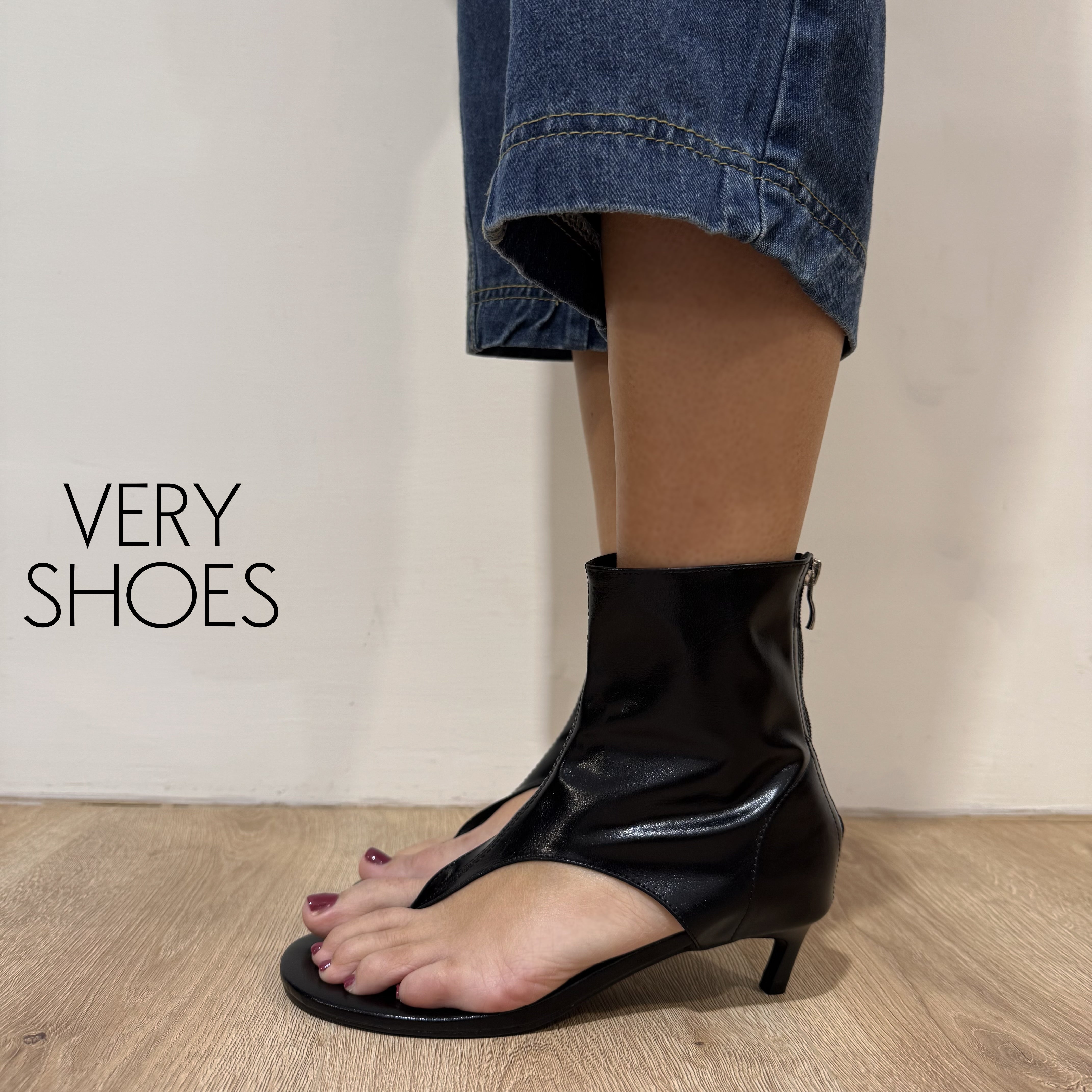 Elisabetta Sandalo Donna