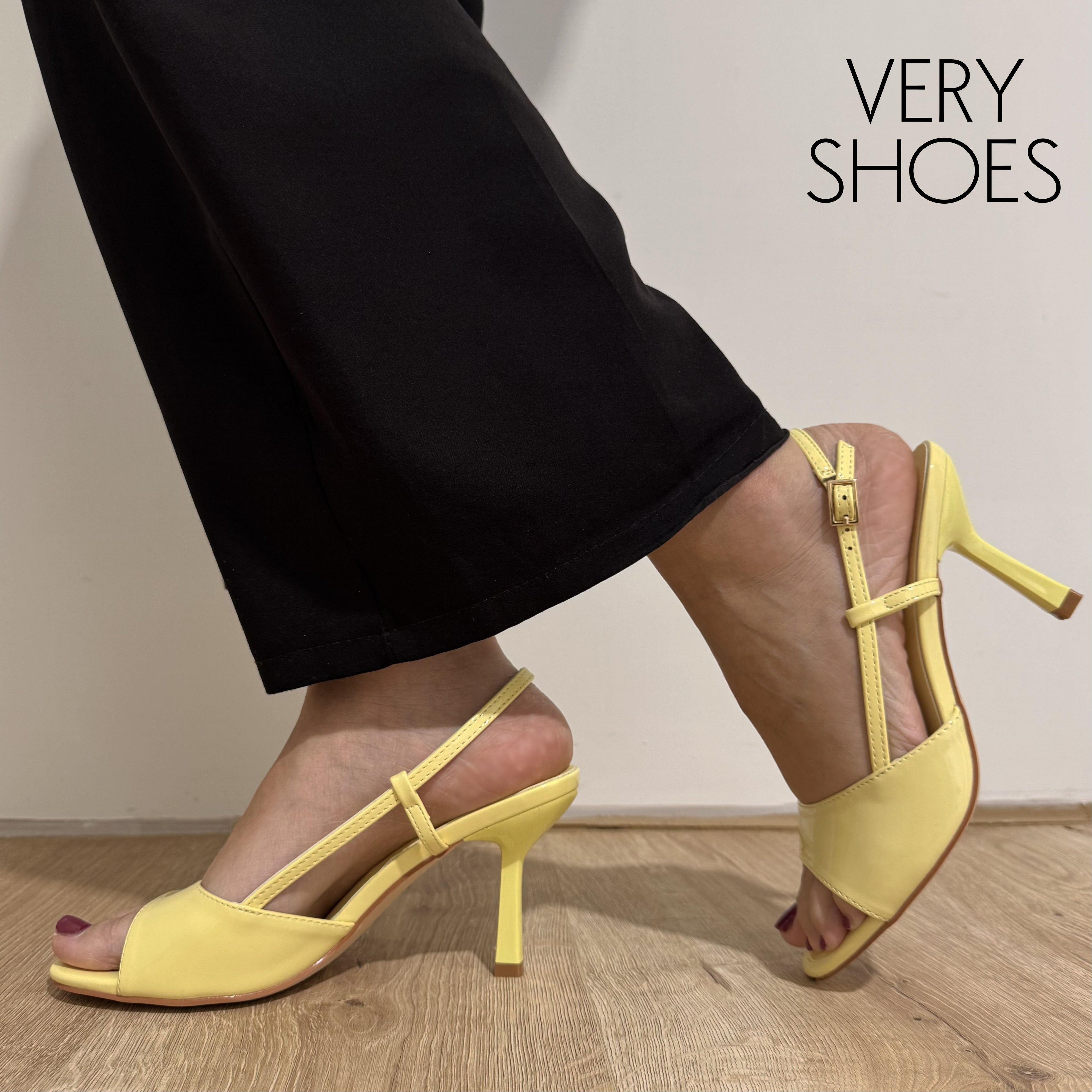 Pamela Sandalo Donna