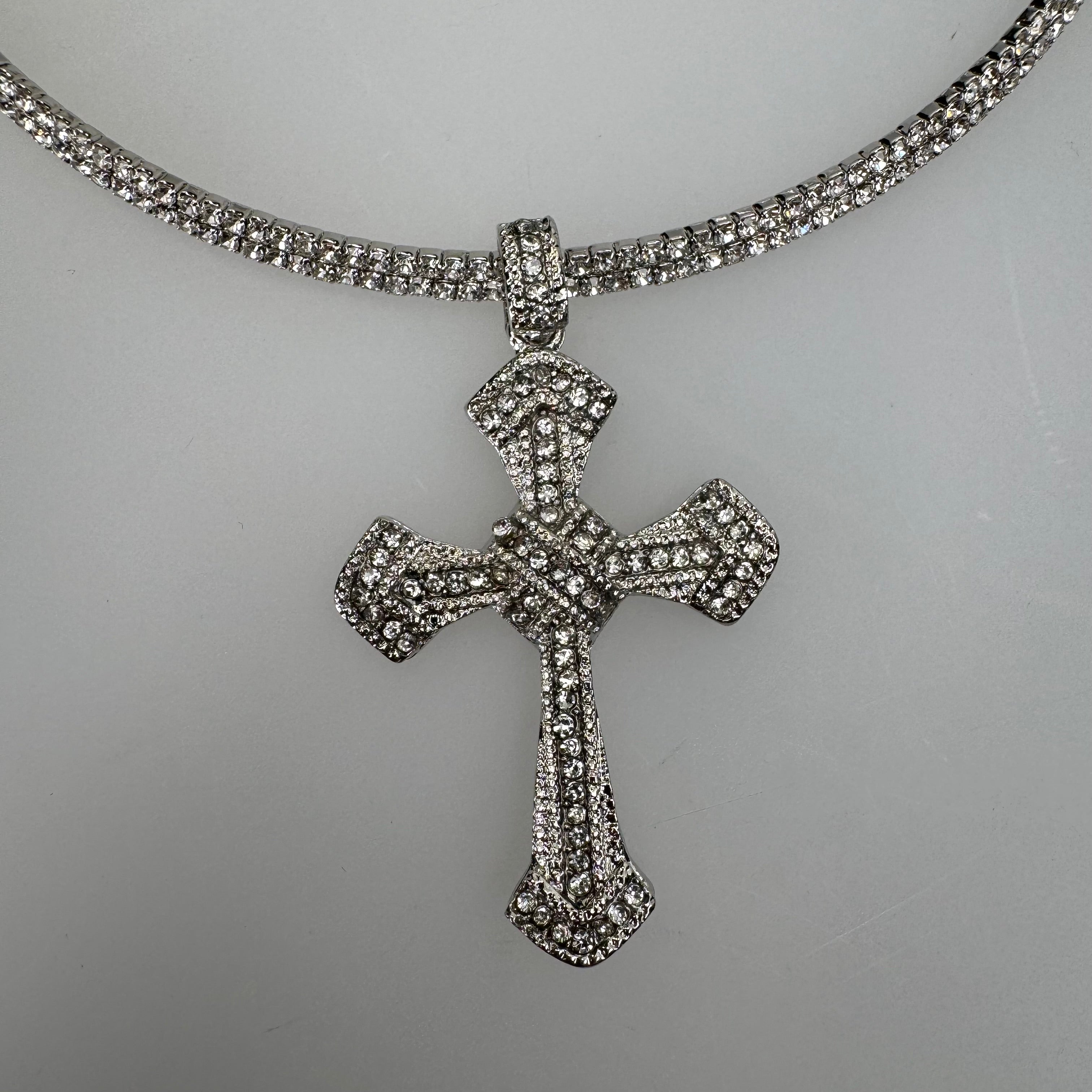 Collana Rigida Croce Gotica