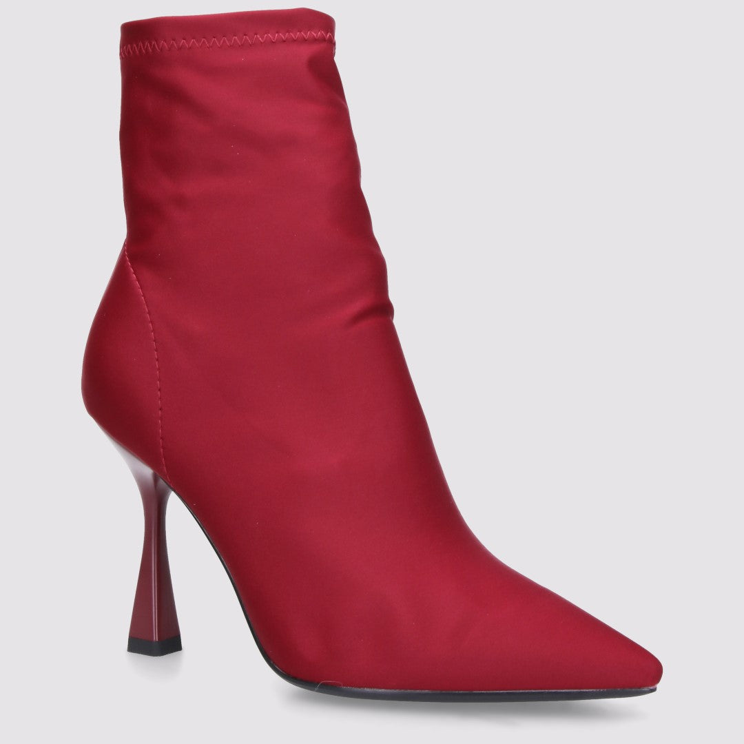 Ilenia Tronchetto Donna