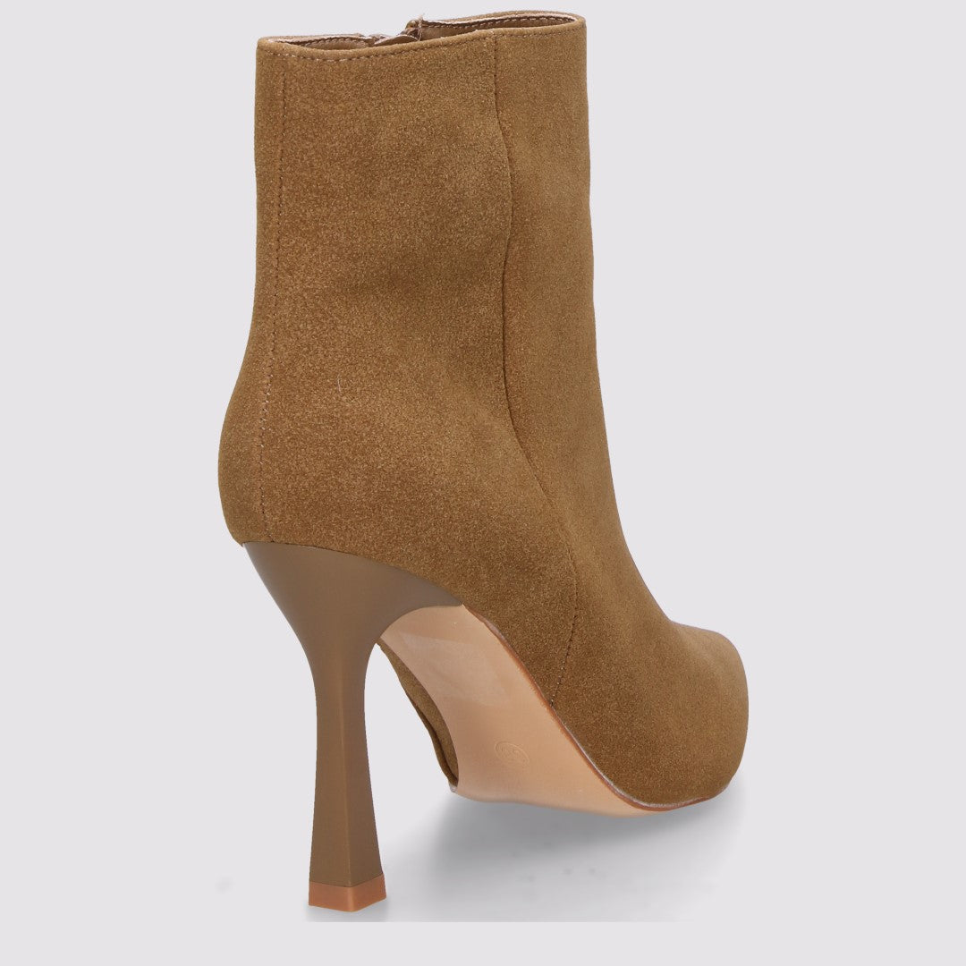 Stefania Tronchetto Donna