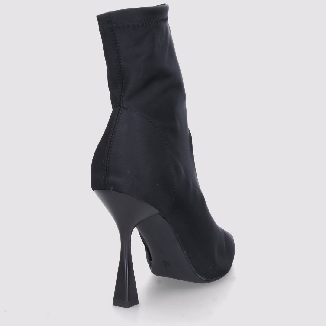 Ilenia Tronchetto Donna