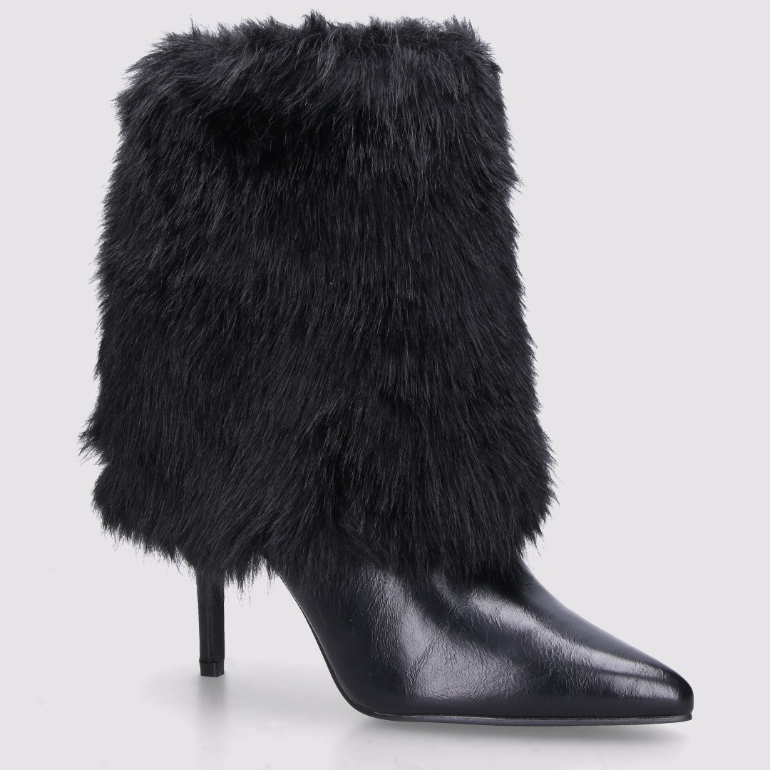 Lucrezia Tronchetto Donna